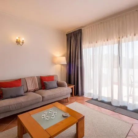 Dona Ana 78 By Destination Algarve * Лагуш
